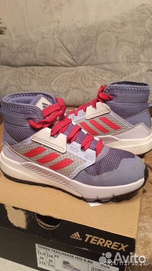 Кроссовки adidas 29