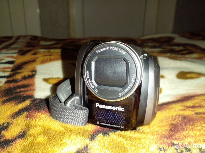 Видеокамера panasonic SDR-H40