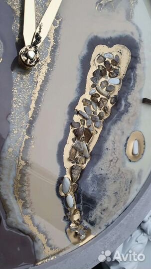 Часы настенные из эпоксидной смолы