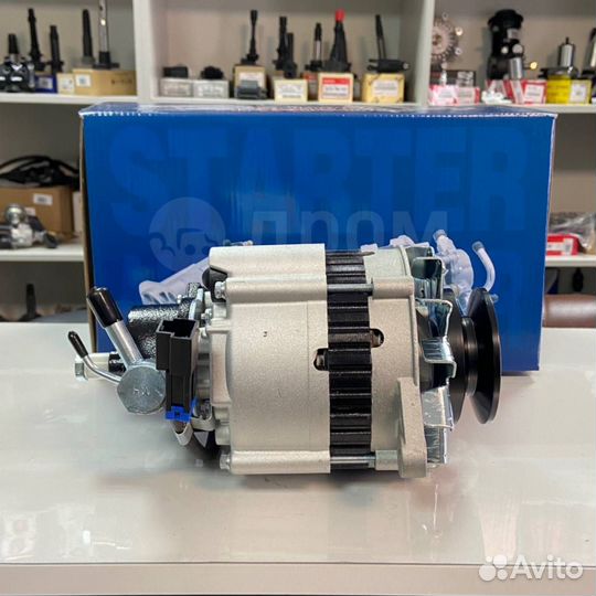 Генератор Isuzu 4BE1 24V (с вакуумом) 8970237331 D