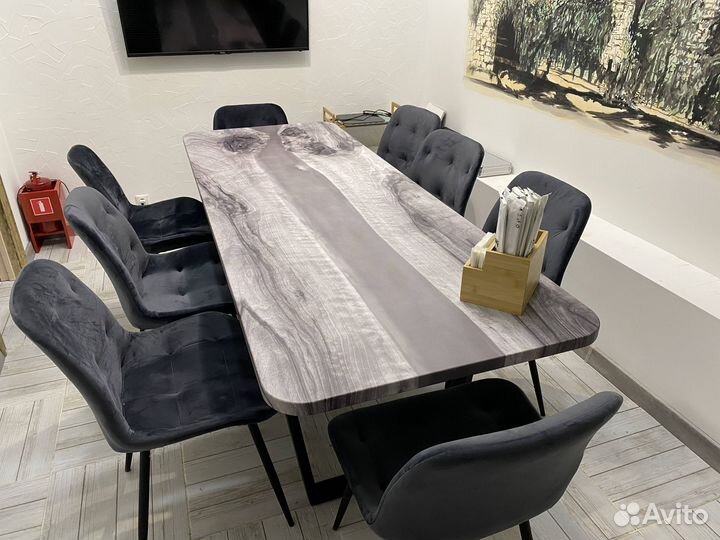 Кухонный стол 'New Experiment'