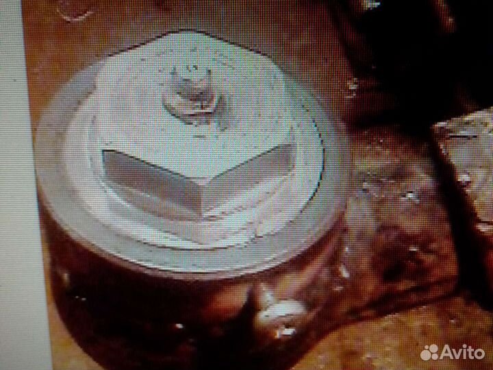 Выполняю работы по обработке металла токарные,фрез