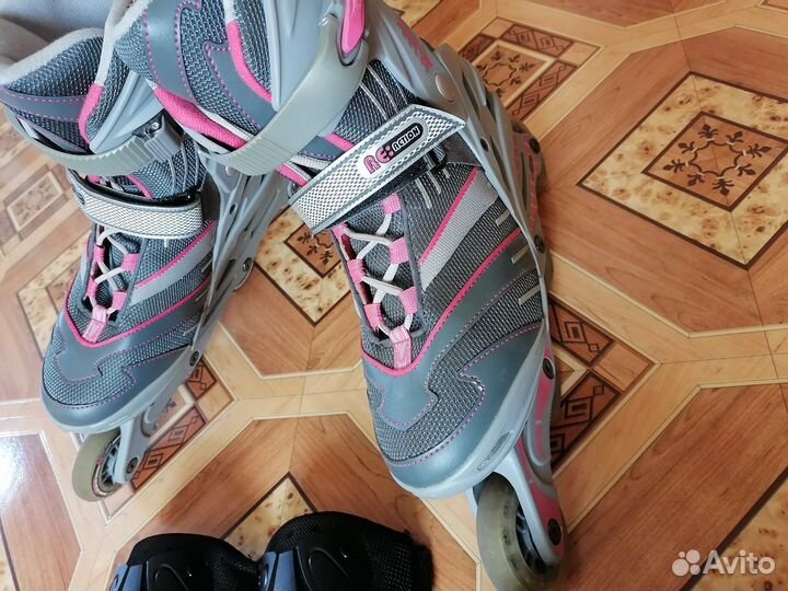 Ролики унисекс практически новые