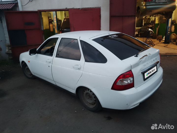 LADA Priora 1.6 МТ, 2009, битый, 320 000 км