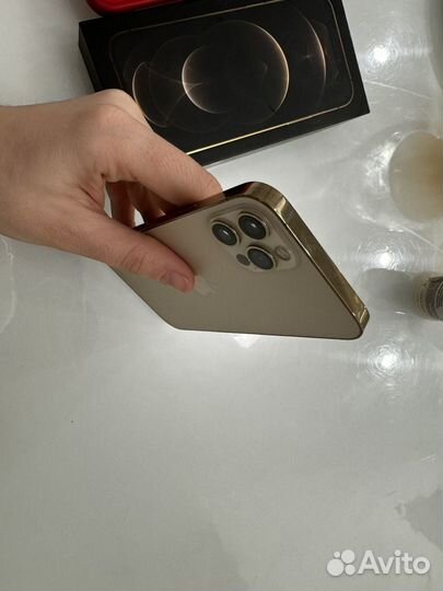 iPhone 12 Pro, 256 ГБ