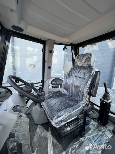 Экскаватор-погрузчик Weichai Heavy WLB468-II, 2023