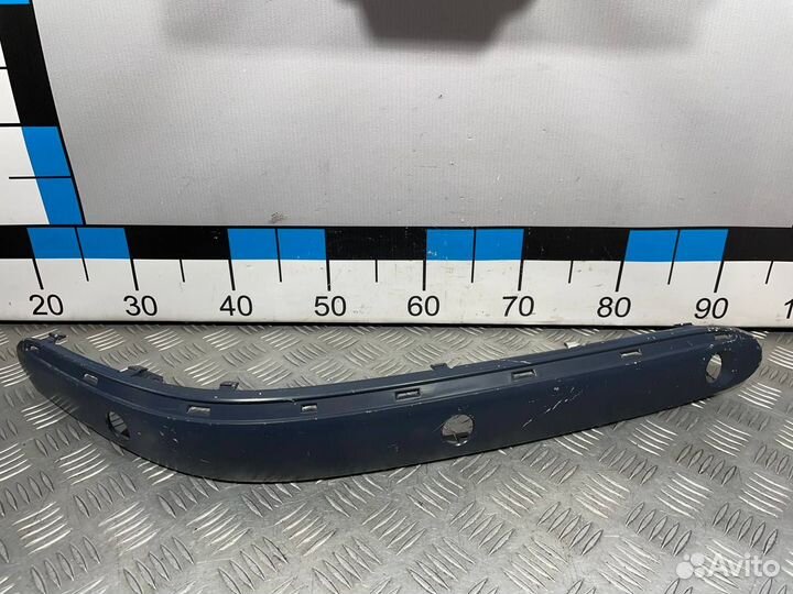 Молдинг пер бампера R под парктроники не 001