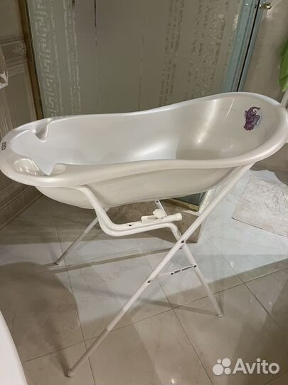 Ванночка для купания Babyton с подставкой