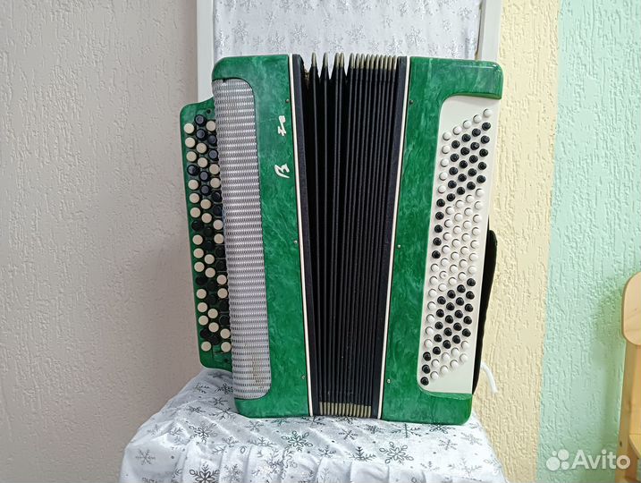 Продам баян 