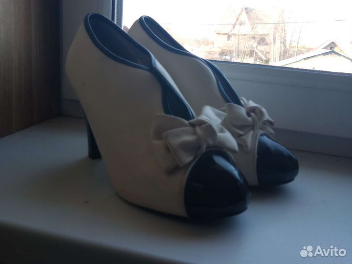 Туфли женские 39 размер