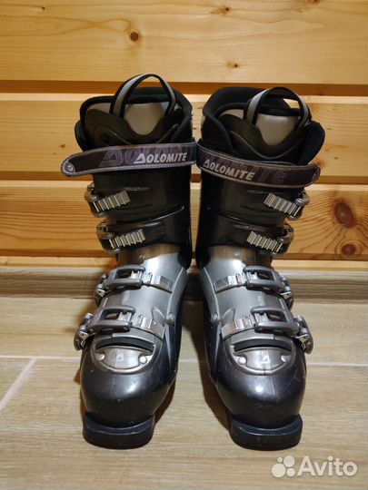 Горнолыжные ботинки