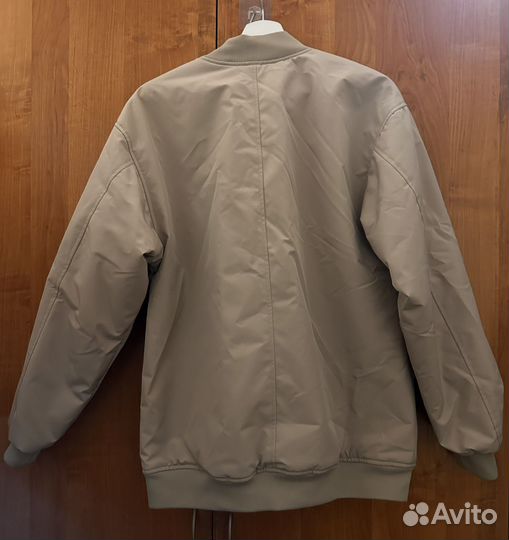 Бомбер женский