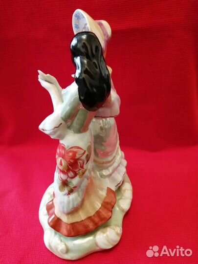 Статуэтка Гадалка