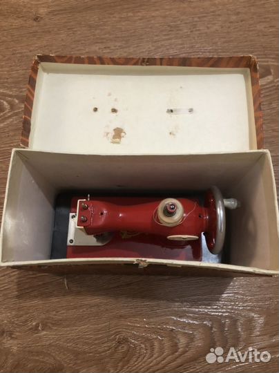 Швейная машинка детская СССР