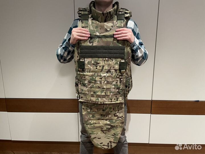 Жилет для богатырей с напашником и шеей