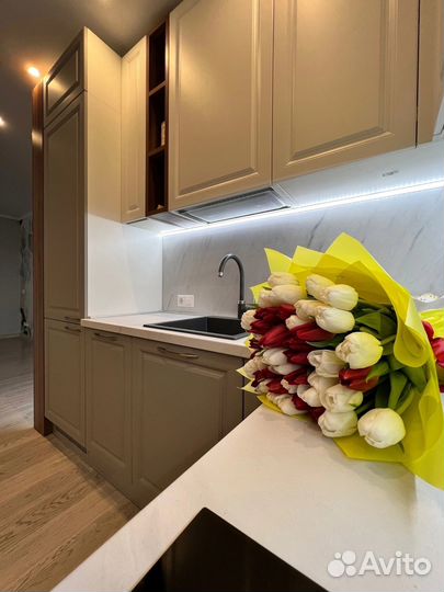 П образная кухня на заказ. Фабрика в Челябинске