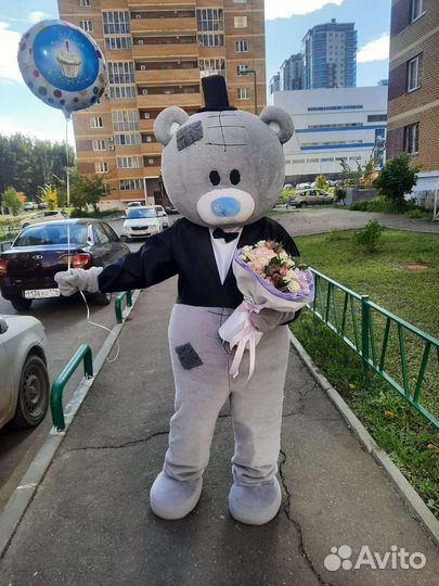 Поздравление ростовой куклой