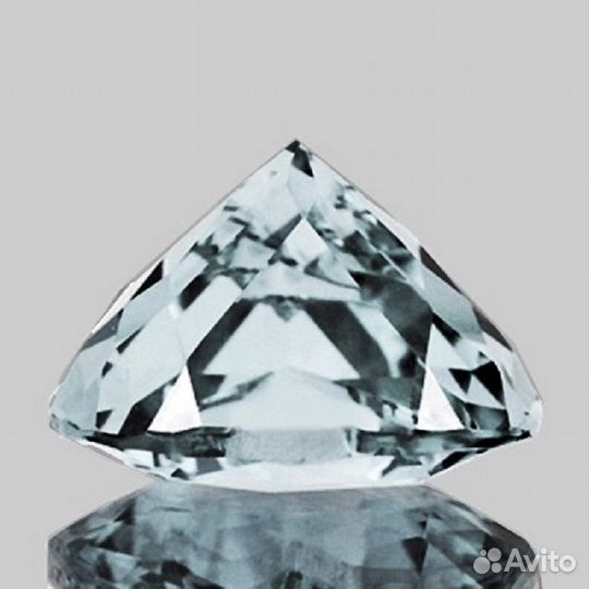 Аквамарин натуральный 1,92Ct 9х9мм VVS Голубой