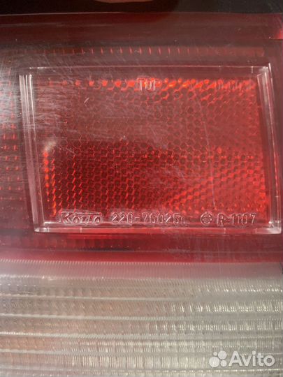 Фонарь задний левый Toyota Aristo S140