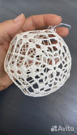 Вязаные шары на ёлку