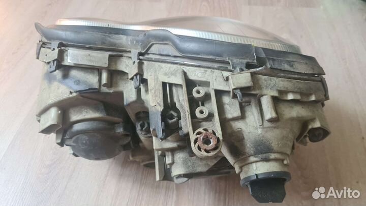 Фара mercedes c w203