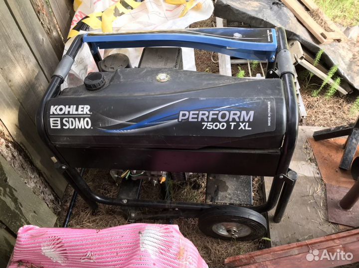 Бензиновый генератор