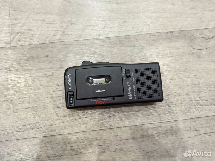 Кассетный диктофон sony