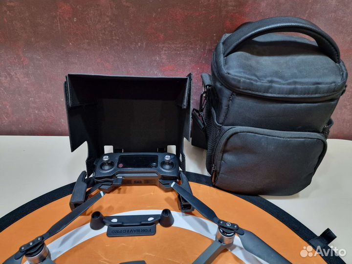 Квадрокоптер DJI Mavic PRO
