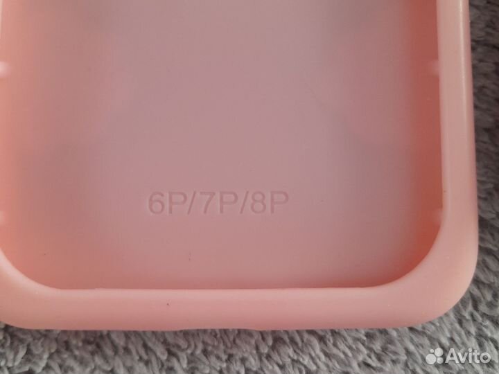 Чехол на iPhone и чехлы на наушники AirPods