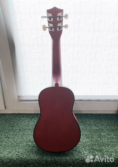 Укулеле сопрано с чехлом