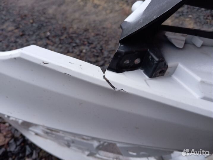 Передний бампер LADA vesta