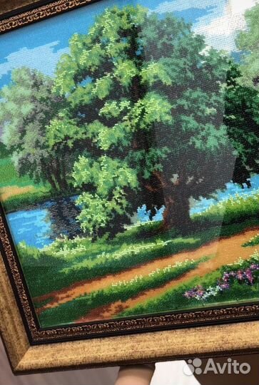 Картина,вышитая бисером