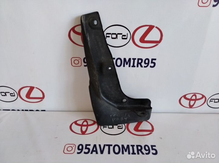 Брызговик передний левый Toyota Rav4 13