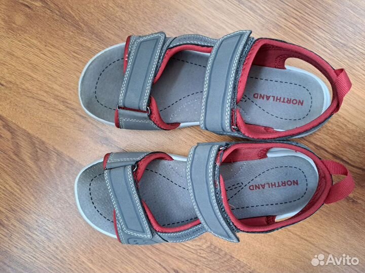 Сандалии 36р