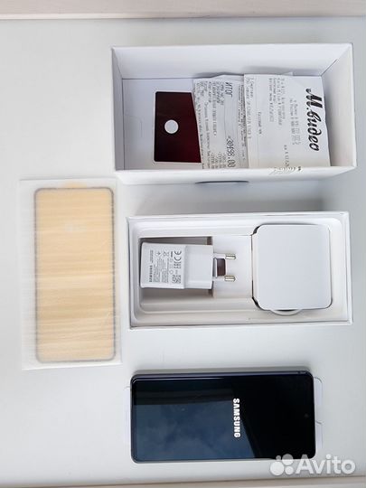 Телефон Samsung S20FE