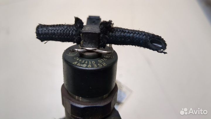 Форсунка топливная Volvo XC90, 2004