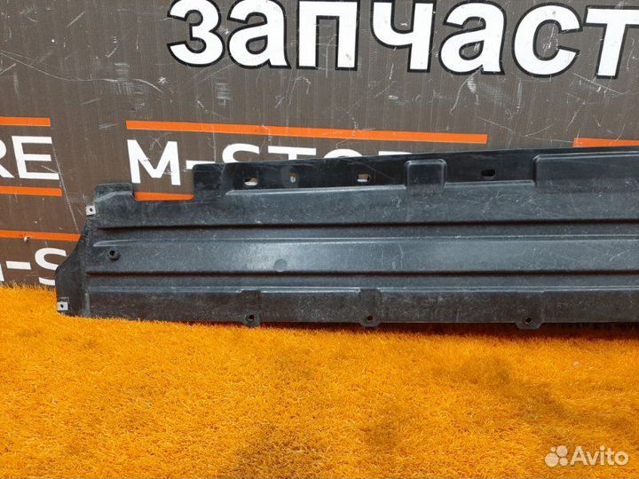 Защита днища кузова правая Bmw X5 E53 M54B30