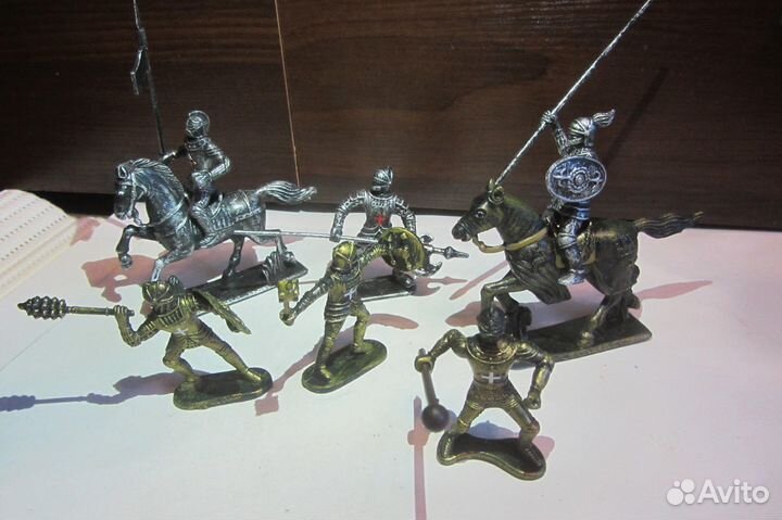 Солдатики. Римляне, индейцы, крестоносцы, сарацины