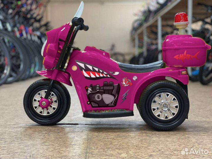 Детский трехколесный мотоцикл