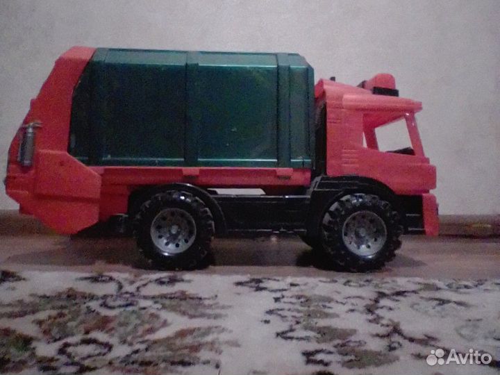 Машинка детская