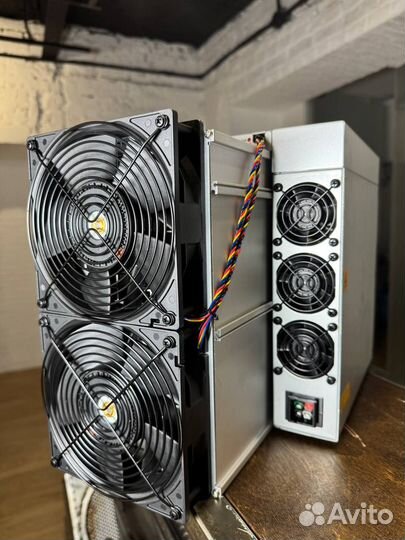 Bitmain Antminer S21+ 216th 225th 235th (NEW)