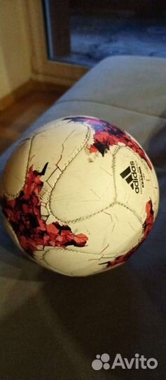 Футбольный мяч adidas confederations cup mini