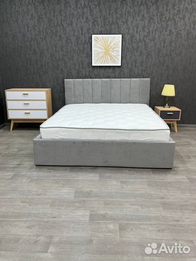 Кровать двухспальная 140х200