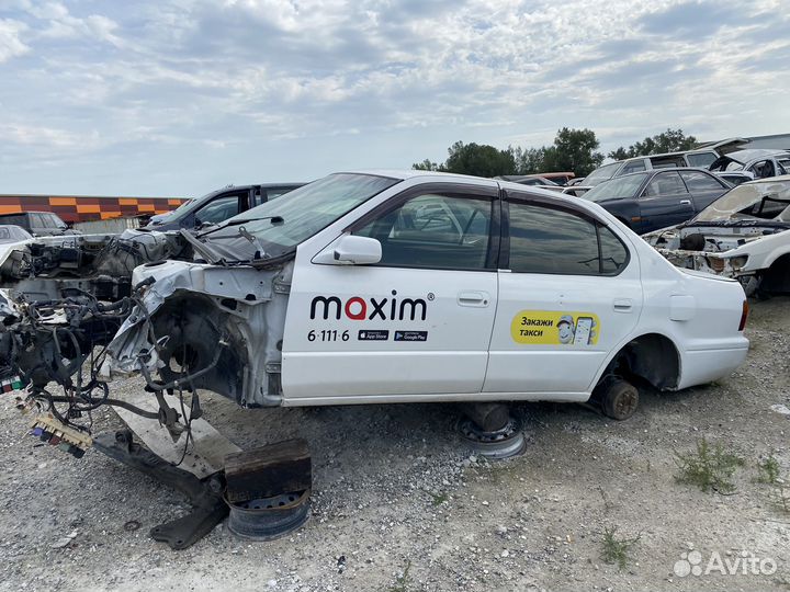 Крыло на Toyota Camry SV40 4S-FE задне правое