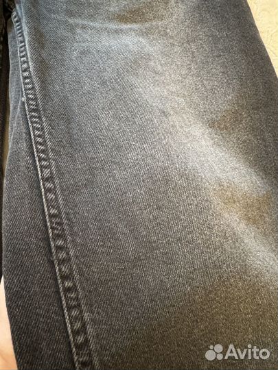 Джинсы широкие