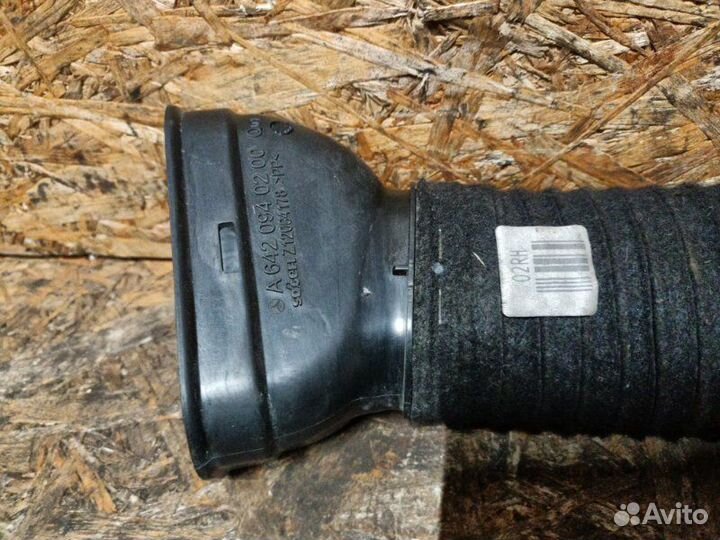 Патрубок воздушного фильтра Mercedes-Benz X-Class