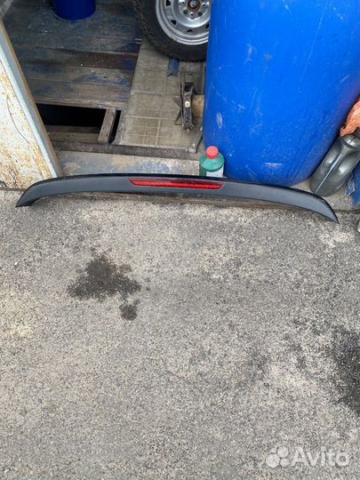 Крышка багажника на audi q7 с стеклом