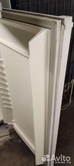 Морозильный ларь, холодильник Донбасс