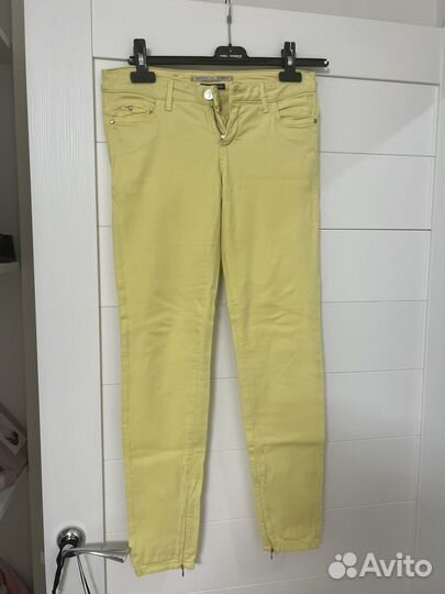 Джинсы trussardi
