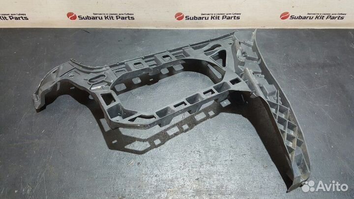 Кронштейн бампера задний правый Volkswagen Passat